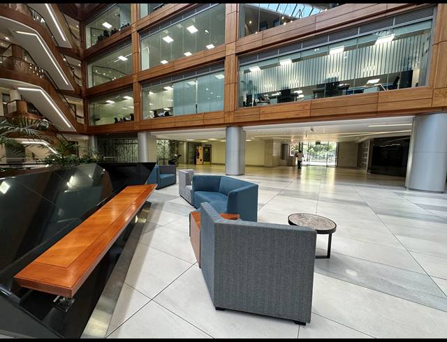 270M² OFFICE TO LET IN SANDTON CENTRAL
